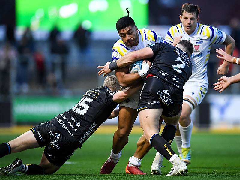 LE ZEBRE SALUTANO LATU LATUNIPULU