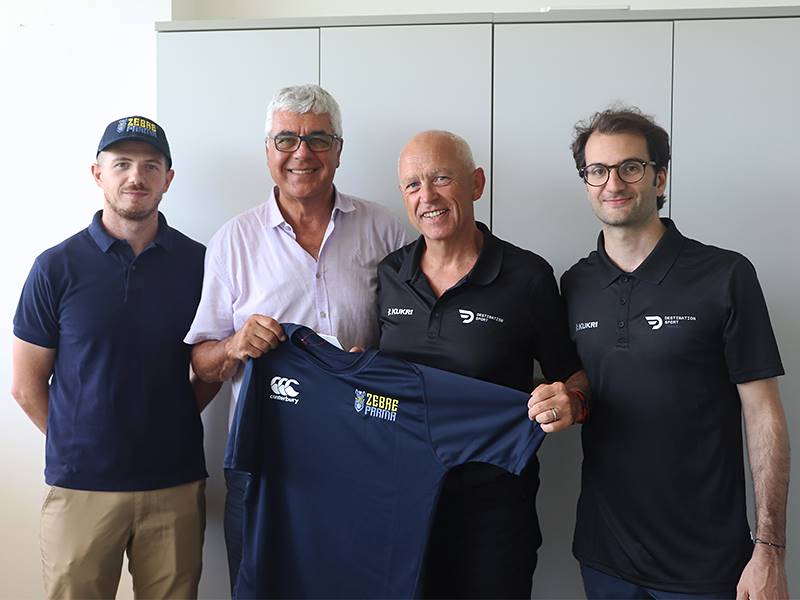 DESTINATION SPORT TRAVEL AL FIANCO DELLE ZEBRE NEGLI SPOSTAMENTI INTERNAZIONALI