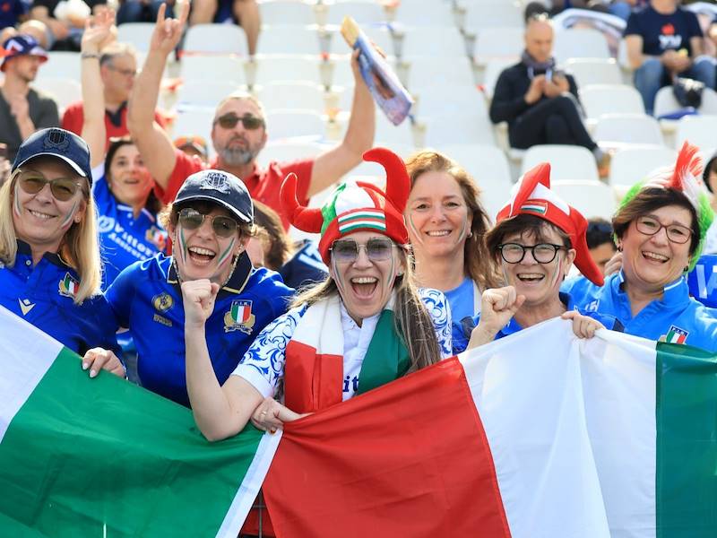 Adotta un tifoso/a: il rugby spiegato allo stadio per Italia vs Inghilterra