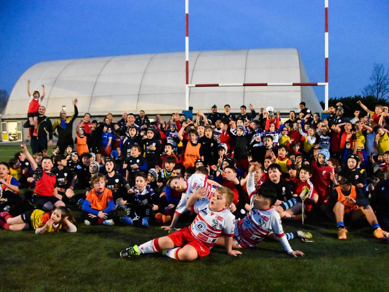 150 bambine e bambini a Parabiago per Zebre Legacy