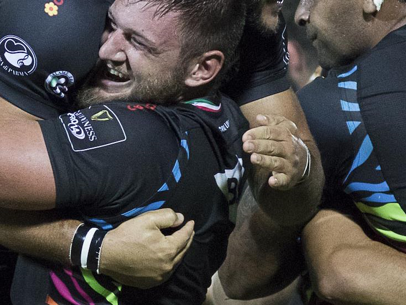 LE ZEBRE ESPUGNANO IL MONIGO: LA PRIMA AMICHEVOLE SORRIDE AL XV DI MICHAEL BRADLEY, AUTORE DI TRE METE CONTRO LE DUE SEGNATE DEL BENETTON