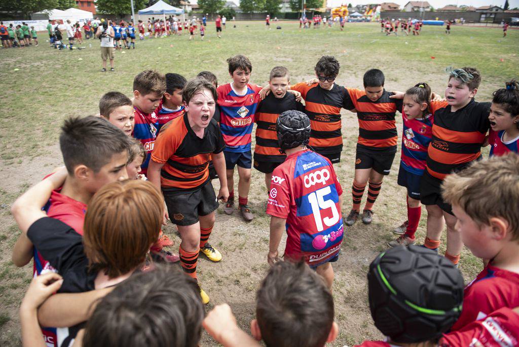 RUGBY, DIVERTIMENTO E NUOVE AMICIZIE A PARABIAGO NEL RICORDO DI LEONARDO MUSSINI