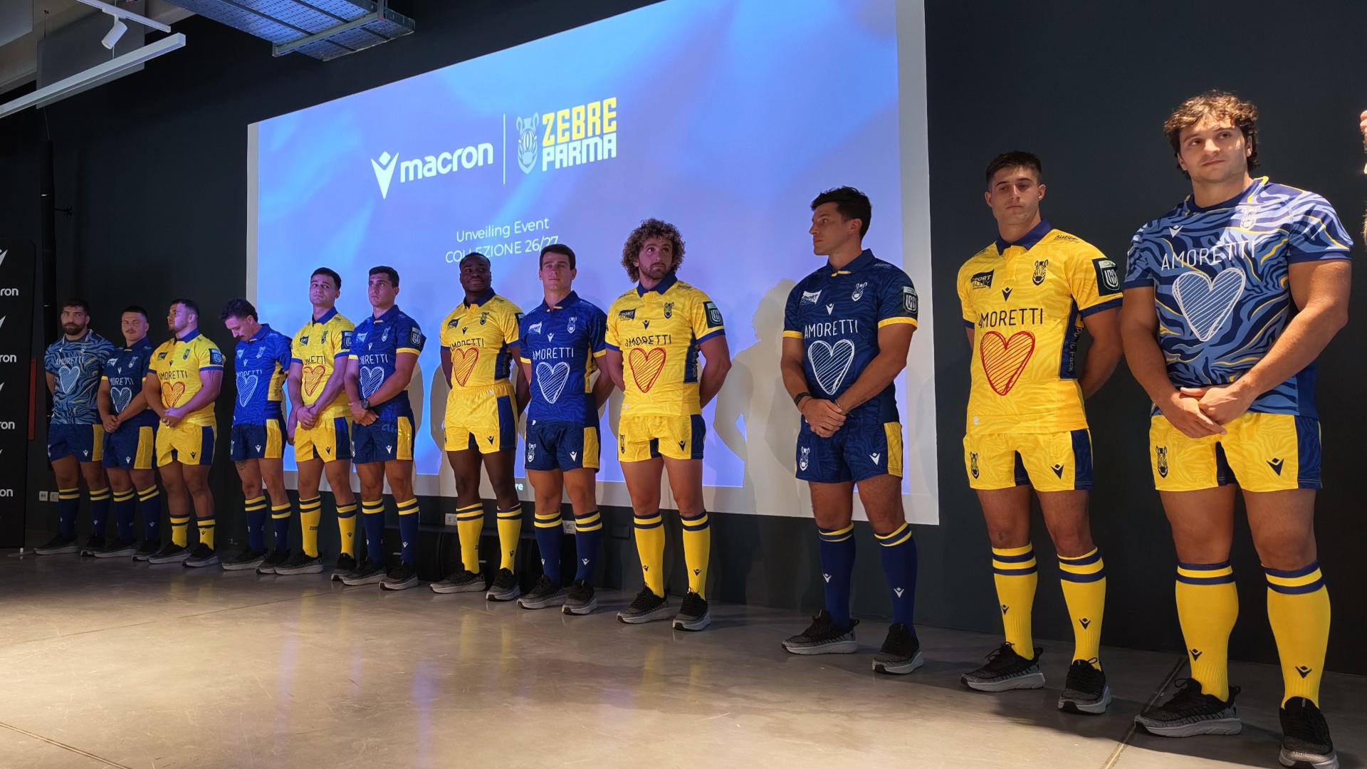 A Bologna sponsor e club affiliati. Sul palco anche la maglia dell’iniziativa benefica Gamberi Cuori Gialloblù